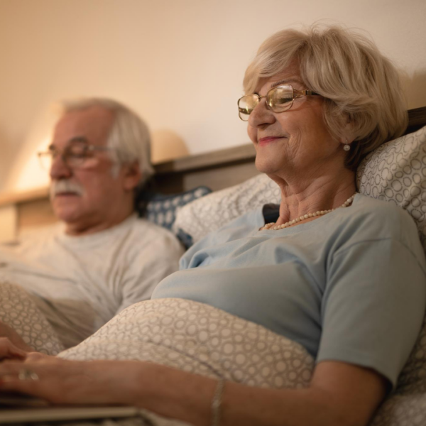 Cómo dormir bien después de los 60